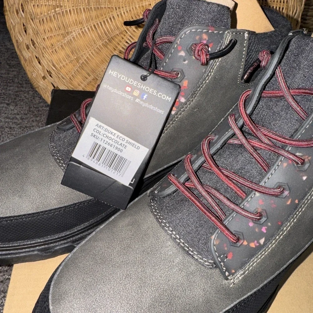 Hey Dude Men's US Size 8/ W 9.5 Duke Eco Shield Chocolate Color- 112661900‎ NIB